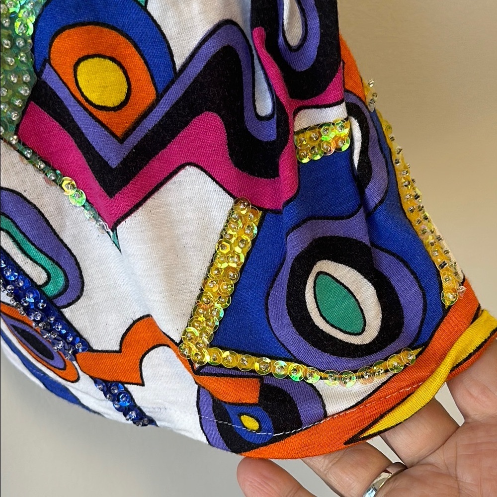 Carlo Ferranti Sz M/L Sequins/Bling Sleeveless Tank Top with Graphic Design - Picture 4 of 10